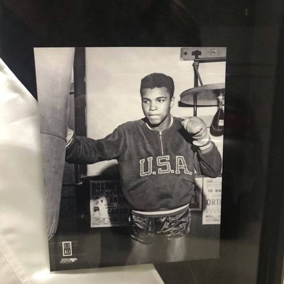 Signed Muhammad Ali Boxing Shorts & Olympi…